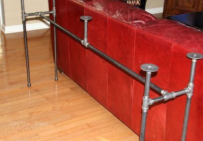 diy industrial pipe sofa table, diy, how to, painted furniture, repurposing upcycling, rustic furniture Diy Kitchen Bar, Industrial Furniture Table, Industrial Diy Decoration, Industrial Pipe Furniture, Table Behind Couch, Industrial Sofa, Kitchen Bar Table, Pipe Table, Industrial Home Design