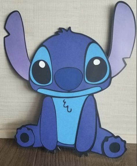 Lilo And Stitch Valentines, Stitch Backdrop, Lilo And Stitch Party, Stitch Valentines, Valentines Box Ideas, Lilo En Stitch, Stitch Cake, Stitch Party, Stitch Birthday