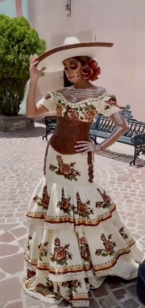 Traditional Mexico Dress, Beautiful Mexican Dresses, Mexican Culture Dress, Traditional Mexican Prom Dress, Rancho Dresses, Mexican Dresses Traditional Dancing, Mexican Heritage Outfit, Old Money Quince Dress, Spanish Inspired Dress