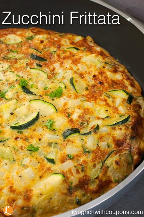 Zucchini Frittata Recipe, Zucchini Frittata, Menu Sarapan Sehat, Frittata Recipe, Resep Diet, Frittata Recipes, Quiche Recipes, Idee Pasto Sano, Squash Recipes