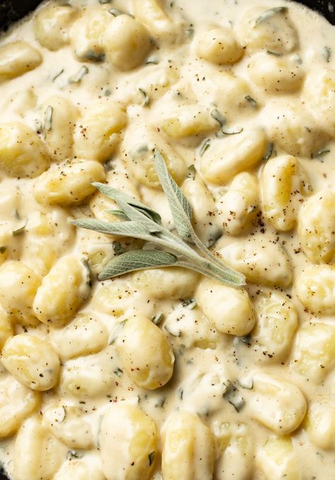 Sage Gnocchi, Gnocchi Sauce, Sage Sauce, Sage Butter Sauce, Gnocchi Dishes, Sage Recipes, Gnocchi Recipe, Sage Butter, Homemade Gnocchi