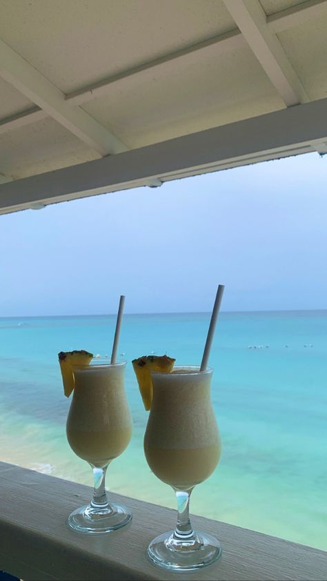 pina coladas 🍹 Pina Colada Drinks, Virgin Pina Colada, Barbados Vacation, Pretty Alcoholic Drinks, Pina Coladas, Summer Vision Board, Summer Vision, Beach Drinks, Summer Baking