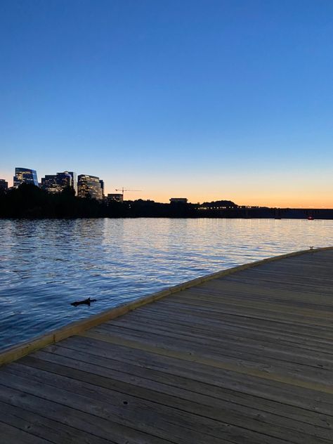 washington dc sunset city vibes Washington Dc Downtown, Washington Dc Backgrounds, Georgetown Washington Dc Aesthetic, Washington Dc Chinatown, Washington Dc Restaurants With A View, Georgetown Waterfront Washington Dc, Georgetown Washington Dc, Sunset City, City Vibe