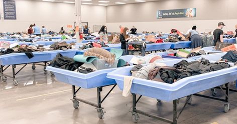 8 Ways the Goodwill Outlet Offers a Different Thrifting Experience Goodwill Bins, Goodwill Outlet, Thrift Store Diy, Dayton Ohio, Guest Blogging, Outlet Store, Love To Shop, Find A Job, Positive Change