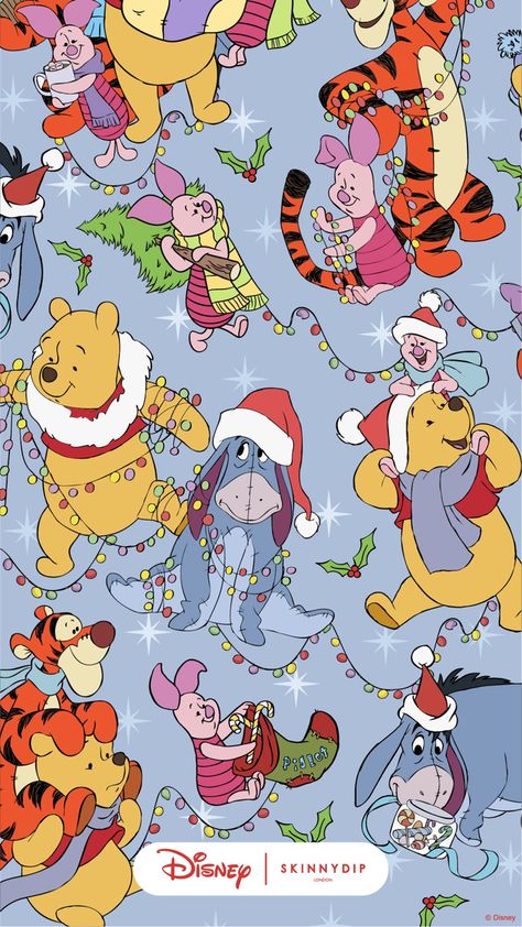 Cartoon Christmas Wallpaper Iphone, Christmas Winnie The Pooh Wallpaper Iphone, Skinnydip Wallpaper, Disney Xmas Wallpaper, Christmas Characters Wallpaper, Vintage Disney Christmas Wallpaper, Winter Wallpaper Disney, Disney Characters Christmas Wallpaper, Winnie The Pooh Wallpaper Christmas