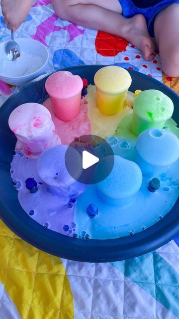 Fizzy Rainbow Science Experiment, Discovery Activities For Preschoolers, Science Materials Ks1, Making Bubbles For Kids, Colors Sensory Activities, Food Coloring Experiments For Kids, Rainbow Experiments For Preschool, Colour Experiments For Kids, Bubble Experiments For Kids