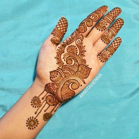 Easy and Trendy Mehendi Design for Teej | Teej 2020 Mehndi Designs - Makeup Review And Beauty Blog Easy Arabic Henna Designs, Arabic Mehndi Designs For Hands, Henna Designs For Beginners, Arabic Mehendi Designs, Simple Arabic Mehndi, Palm Mehndi Design, Simple Arabic Mehndi Designs, Arabic Henna Designs, Tato Henna