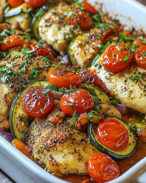 00000 Healthy Mediterranean Chicken, Optimal Recipes, Chicken Zucchini Bake, Zucchini Bake, Recipes Mediterranean, Healthy Recipes For Diabetics, Chicken Zucchini, Mediterranean Chicken, Healthy Kitchen