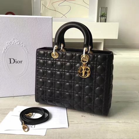 Christian Dior CD woman bag original leather version lady Dior large size Uni Bag, Christian Dior Handbags, Design Totebag, Lady Dior Handbag, Handbags Design, Fake Designer, Dior Designer, Girly Bags, Wholesale Handbags