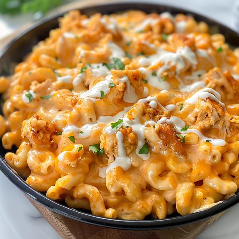 Buffalo Mac N Cheese Recipe, Buff Chicken, Chicken Mac N Cheese, Chicken Mac And Cheese Recipe, Buffalo Chicken Mac And Cheese, Buffalo Mac And Cheese, Chicken Mac And Cheese, Oven Baked Ribs, Chicken Pasta Dishes