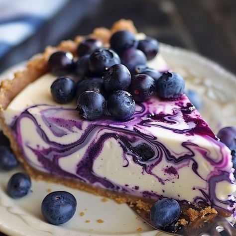 Optimal Recipes Blueberry Swirl Cheesecake, Rich Cheesecake, No Bake Blueberry Cheesecake, Baked Fruit, Blueberry Cheesecake, Blueberry Recipes, Cooking Recipes Desserts, Frozen Desserts, Summer Desserts