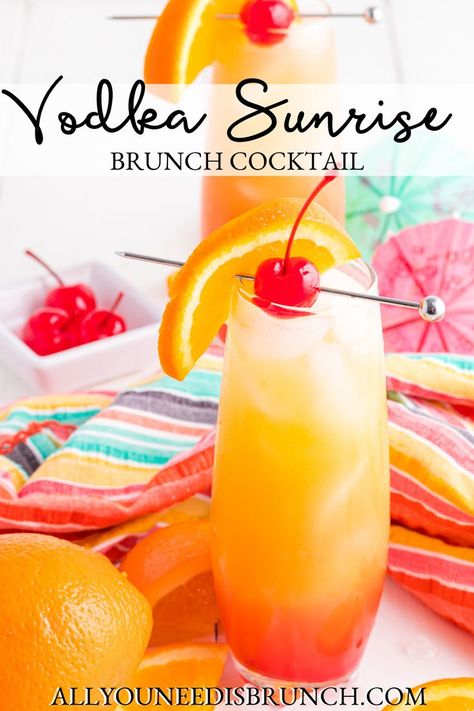 This post is about making Vodka Sunrise Cocktails. Brunch Cocktails For A Crowd, Vodka Sunrise Recipe, Drinks With Grenadine, Sunrise Drink, Grenadine Cocktail, Brunch Cocktail Recipes, Orange Juice Cocktails, Vodka Sunrise, Brunch Party Ideas