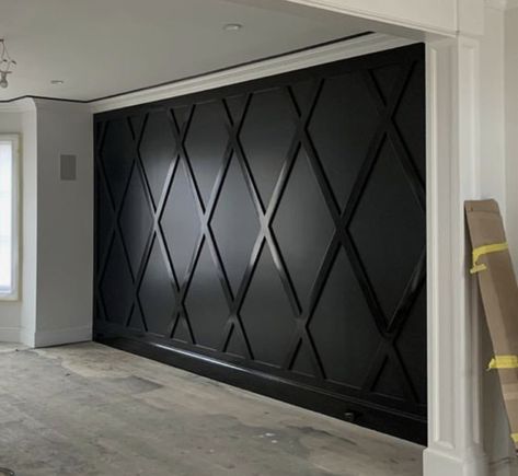 Trim Wall Design, Unique Wall Design, Custom Wall Design, Interior Design Secrets, Trim Wall, Hair Ingredients, Molding Ideas, Dining Room Design Luxury, Black Accent Walls