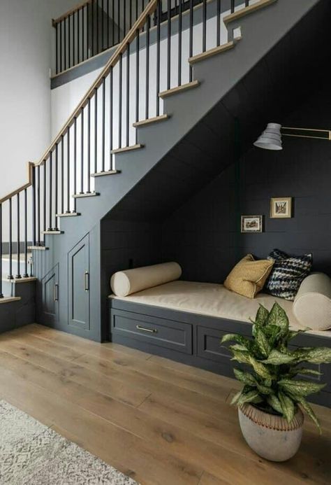 Under Stairs Decoration, Under Stairs Decoration Ideas, Ideas For Staircase, Under Staircase Ideas, Staircase In Living Room, Under Stairs Nook, Stairs Decoration, Space Under Stairs, Stair Nook