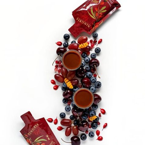 Ningxia Red Young Living, Young Living Business, Living Oils Recipes, Essential Oil Usage, Young Living Products, Ningxia Red, Blue Collage, Essential Oil Education, Essential Oil Remedy