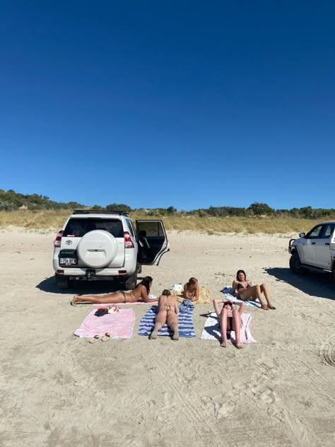 Beach Camping Australia, Beach Trip With Friends, Aussie Summer, Sunshine Weather, Resting Beach Face, Camping Aesthetic, Summer Romance, Beach Camping, Gap Year