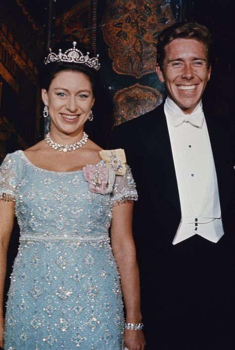 Princess Margaret and Antony Armstrong Jones in Real Life - Margaret and Lord Snowden Photos Princess Margaret Wedding, Prinses Margaret, Princesa Margaret, Lord Snowdon, Margaret Rose, Prinz Charles, Princesa Real, English Royal Family, English Royalty