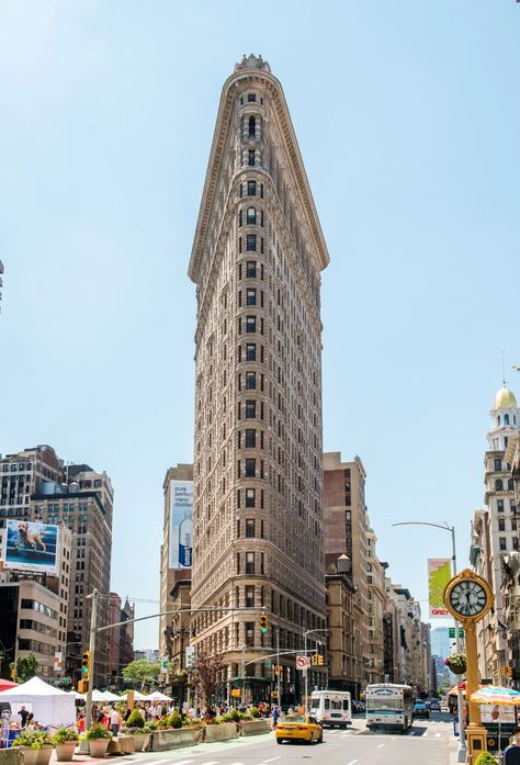 50 Iconic Buildings Around the World You Need to See Before You Die | Architectural Digest The Flatiron Building — New York City, USA Famous Architecture Buildings, Flatiron Building Nyc, Flat Iron Building, Nyc Architecture, Inspo Drawing, New York Buildings, New York Architecture, Famous Architecture, Building Photography