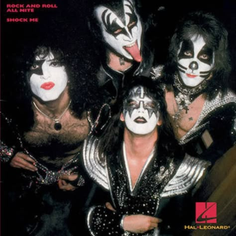 Kiss for Easy GuitarPublisher:  Hal LeonardCategory:  Guitar, Bass & FrettedSeries:  Easy GuitarFormat:  PaperbackGuitar Tab:  YES18 classic hi... Paul Stanley 70s, Kiss 70s, Kiss Group, Kiss Artwork, Banda Kiss, Gene Simmons Kiss, Tommy Thayer, Eric Singer, Best Kiss