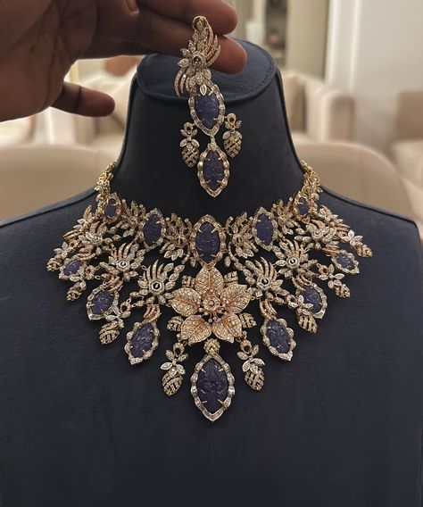 Lakshmi Jewellery, Manish Malhotra Bridal, Unicorn Store, Jewelry Room, Big Diamonds, Designer Bridal Lehenga Choli, Promise Bracelet, Beautiful Bridal Jewelry, Bridal Jewelery