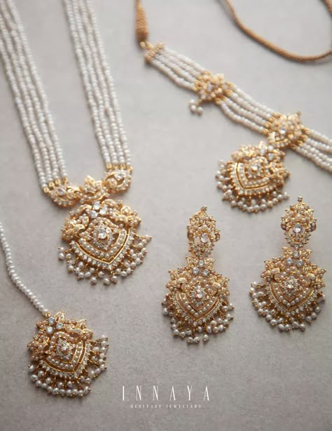 Desi Jewellery, Wedding Jewellery Designs, Desi Jewelry, Wedding Jewelry Sets Bridal Jewellery, Bridal Jewelry Sets Brides, Pakistani Bridal Jewelry, Kundan Jewellery Set, Indian Bridal Jewelry Sets, Bridal Jewelry Vintage