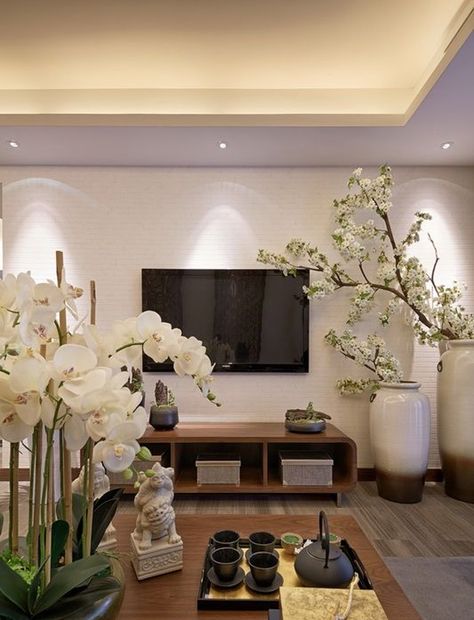 35 Simple And Elegant Asian Decor Ideas | Home Design And Interior Asian Living Rooms, Asian Decor Living Room, Asian Bedroom Decor, Asian Bedroom, Asian Living Room, Asian Inspired Decor, Asian Interior Design, Interior Design Minimalist, Asian Interior