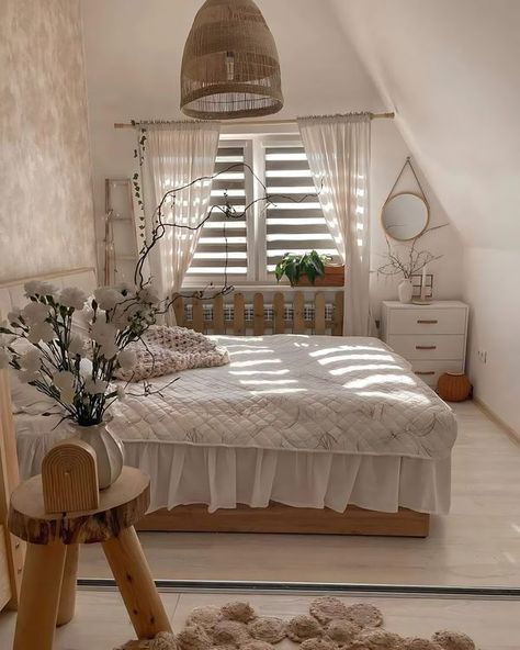 Home Decor Couples Bedroom Ideas Cozy, Modern Couple Bedroom, Rustic Romantic Bedroom, His And Hers Bedroom, Bedroom Decor Couples, Couple's Bedroom, Lighting Ideas For Bedroom, Couples Bedroom Ideas, Bedroom For Two