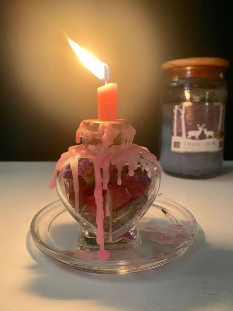 Self Love Spell, Love Spell Jar, Witch Core, Magia Das Ervas, Spell Jar, Inspiration Tattoos, Attract Love, Season Of The Witch, Love Spell