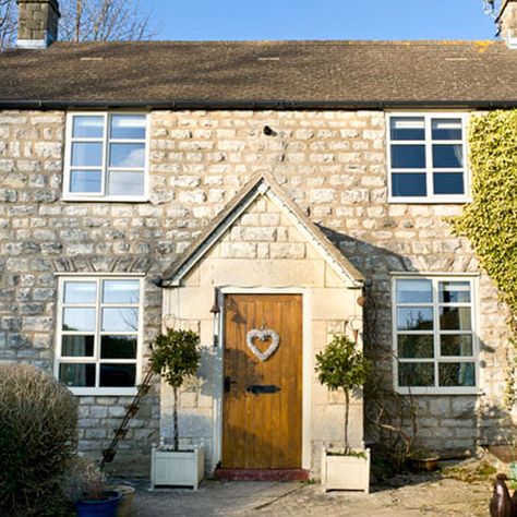 Exterior | Be inspired by a colourful and eclectic Victorian home in Gloucestershire | House tour | PHOTO GALLERY | 25 Beautiful Homes | Housetohome.co.uk British Country Home, Country Home Exterior, 25 Beautiful Homes, Exterior House Siding, Cottage Front Doors, Cottage Porch, Kerb Appeal, Country Chic Cottage, Casa Country