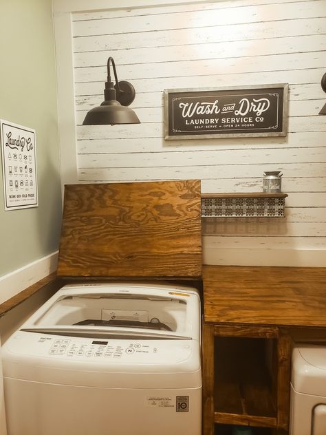 Diy Lavanderia, Small Laundry Closet, Laundry Room Organization Ideas, Landry Room, Laundry Room Countertop, Laundy Room, Laundry Room Update, Room Organization Ideas, Small Laundry Room Makeover