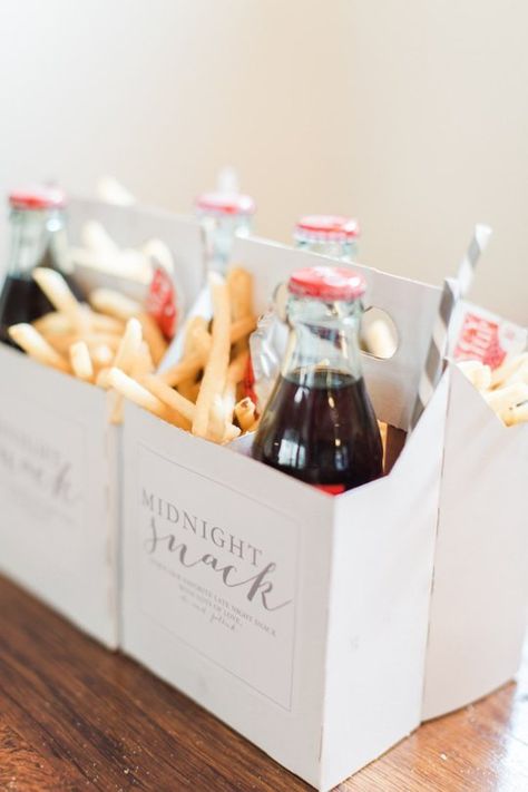 9 Wedding Favors Your Guests Will Actually Want to Grab | Apartment Therapy Creative Wedding Favors, Wedding Favors And Gifts, Rustic Wedding Decorations, Cheap Favors, Edible Wedding Favors, Unusual Weddings, Best Wedding Favors, Wedding Favors Cheap, בר מצווה