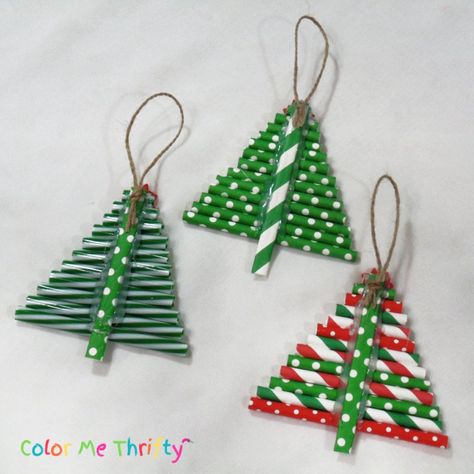 I'm always looking for fun ways to create quick and easy tree ornaments, and when I saw some very festive straws at the dollar store an idea immediately came to mind.These are also very inexpensive, which is always a good thing. A light bulb went off, and these colorful straws practically jumped into my shopping basket.Yes, that's exactly how it happened. (wink wink)The large straws in the middle are plastic, and the packs on either side are paper. Red and green just sing Christmas Paper Straw Christmas Ornaments, Christmas Paper Straw Crafts, Crafts Using Plastic Straws, Easy Tree Decorations, Crafts With Paper Straws, Middle School Christmas Ornaments, Straw Christmas Tree Ornaments, Paper Straw Stars, Christmas Craft Middle School