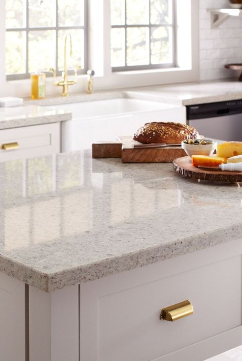 Here's how to choose between granite or quartz in renovating your kitchen countertops. #details #easyhomedecorideas #homedecorinspiration #homeimprovementideas #marthastewart Kitchen Work Triangle, Home Depot Kitchen, Budget Remodel, Countertop Options, Heart Place, Kitchen Island Bar, Kitchen Floor Plans, Granite Countertops Kitchen, Martha Stewart Living