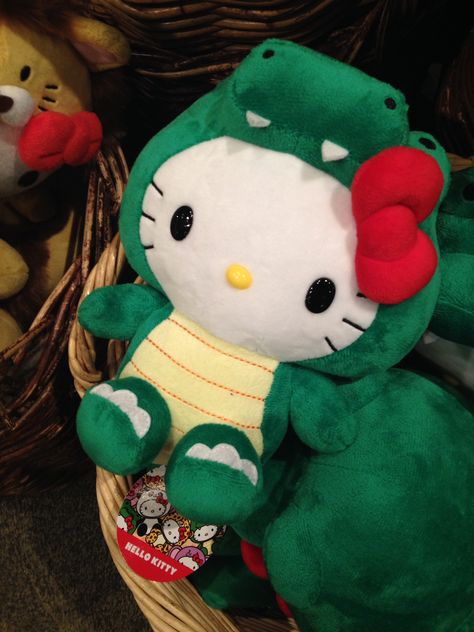 Alligator Hello Kitty Hello Kitty Teddy Bear, Hello Kitty Plushies, Hello Kitty Widget, Images Hello Kitty, Hello Kitty Images, Hello Kitty Themes, Hello Kitty Aesthetic, Hello Kitty Accessories, Hello Kit