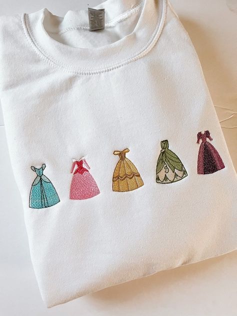 Disney Cricut Shirts, Disney Embroidery Designs, Disney Trip Outfits, Disney Fits, Cute Disney Outfits, Disney World Outfits, Disney Embroidery, Disney Etsy, Disney Merch