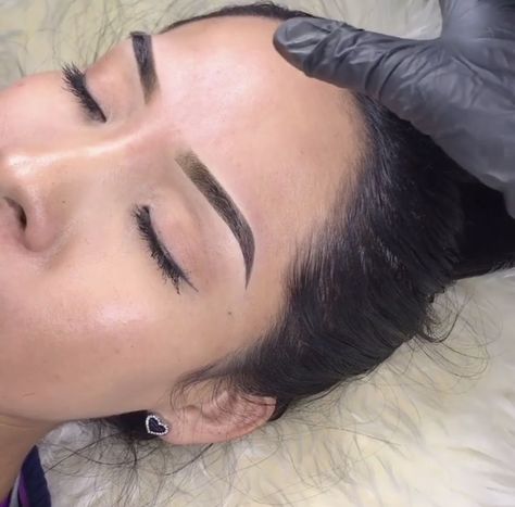 Upward Eyebrows, Microshading Eyebrows, Microbladed Eyebrows, Permanent Brows, Pmu Brows, Microbladed Brows, Mircoblading Eyebrows, Ombre Eyebrows, Permanente Make-up