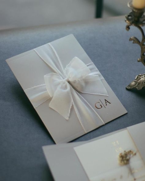 Envelope Wedding Invitation, Pearl Wedding Invitations, Chinese Wedding Invitation, Wedding Invitation Elegant, Elegant Wedding Invitation Card, Envelope Wedding, Simple Wedding Invitation, Simple Elegant Wedding, Dream Wedding Decorations