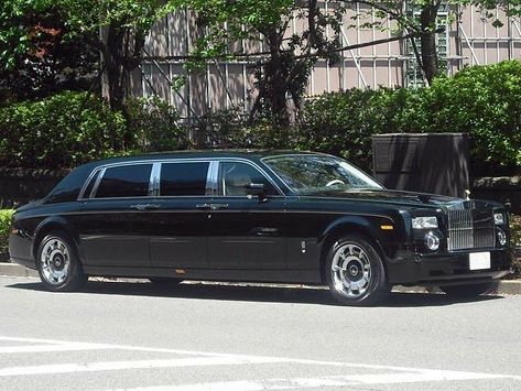 Vintage Limousines, Rolls Royce Limo, Rolls Royce Limousine, Rolls Royce Black, Vintage Rolls Royce, Bentley Rolls Royce, Classic Rolls Royce, Rich Cars, Jfk Airport