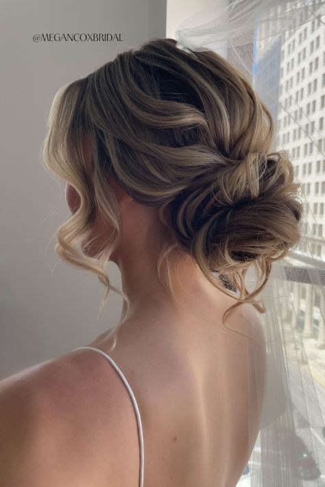 Messy Low Bun Bridesmaid Hair, Bride Hairstyles Romantic, Upstyle Bridal Hair, Loose Bun Updo Wedding, Romantic Bun Wedding Hair, Beach Bridal Hair Updo, Bride Hair Messy Bun, Low Bun Wedding Hair Long Hair, Bridal Updo Messy Bun