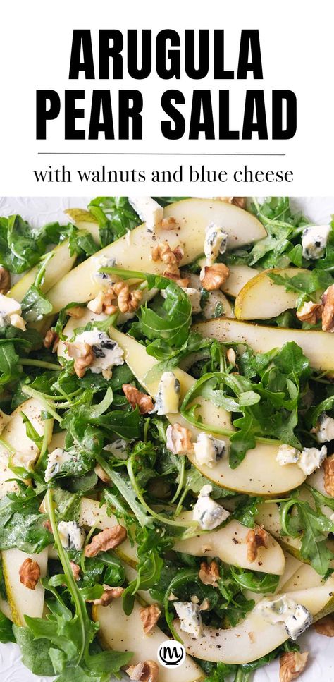 Arugula Pear Salad, Pear Salad Recipes, Arugula Recipes, Arugula Salad Recipes, Blue Cheese Salad, Pear Salad, Best Salad Recipes, Walnut Salad, Cheese Salad