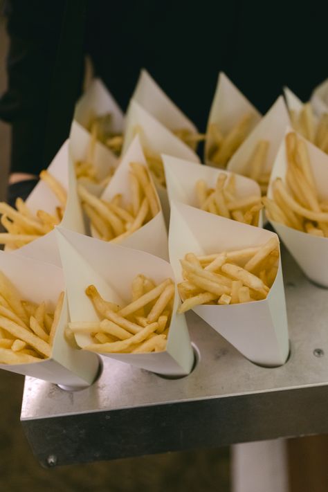 French Fries At Wedding, Wedding French Fry Bar, Fries Station Wedding, Burgers And Fries Wedding, Custom French Fry Holder, Wedding Late Night Snacks, Wedding Snacks, Chicken Fingers, Reception Food