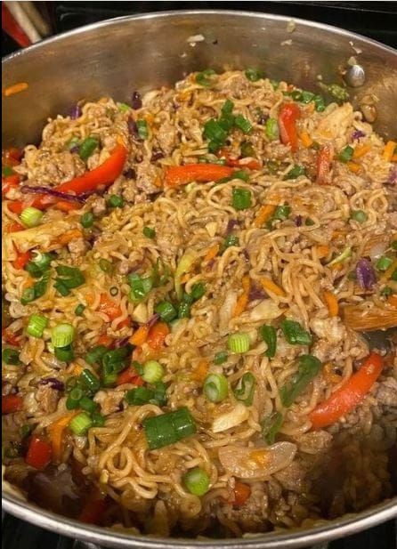 Old Grandma's Recipes | "This was so delicious and easy | Facebook Egg Roll Ramen Skillet, Egg Roll Ramen, Chinese Stir Fry Recipes, Ramen Skillet, Chicken Vesuvio, Noodles Chinese, Egg Roll Recipe, Ramen Noodle Salad, Pork Egg Rolls