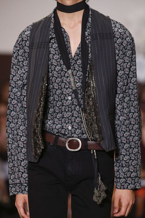 Mens Romantic Fashion, Celestial Fashion Men, Mens Paisley Shirts, Deathrock Fashion, Funky Shirts, Paisley Fashion, Men Fashion Show, Paisley Shirt, Classy Cars