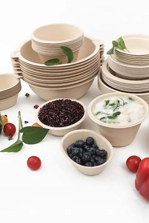 Eco-friendly bamboo disposable tableware – sustainable, biodegradable, and chemical-free. Perfect for various occasions. Dispose responsibly for maximum environmental benefits. Sustainable Plates, Disposable Bowls, Bamboo Utensils, Bamboo Plates, Organic Forms, Disposable Plates, Tropical Party, Unique Vases, Fashion Suits