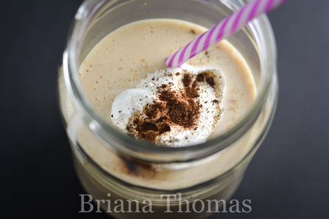 This delicious vanilla frappé is a cheaper, far healthier version of Starbucks! THM:FP, low carb, low fat, sugar free, gluten/egg/dairy/nut free Trim Healthy Mama Snacks, Vanilla Frappe, Thm Shakes, Thm Smoothies, Trim Healthy Mama Drinks, Thm Fuel Pull, A Week Of Meals, Thm Fp, Week Of Meals