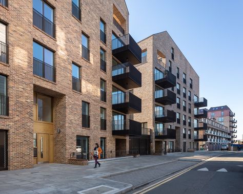 Gallery of RIBA Reveals Shortlist for Neave Brown Award for Housing - 19 Bricks Facade, Facade Apartment, High Density Housing, Arch Pics, Bricks Architecture, Brick Ideas, David Chipperfield Architects, Multifamily Housing, Affordable Homes