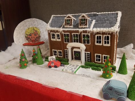 McCallister House #Homealone #christmas #gingerbreadhouse #custom #baking #DIY #kevin Home Alone Gingerbread House Ideas, Christmas Movie Gingerbread House, Christmas Movie Themed Gingerbread House, Elf Themed Gingerbread House, Home Alone Birthday Cake, Gingerbread House Movie Theme, Movie Themed Gingerbread House Ideas, Home Alone Gingerbread House, Movie Gingerbread House