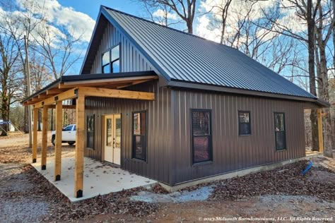 Barndominiums - Midsouth Barndominiums, LLC Off Form Concrete House, Metal Lake House, Tiny Metal Building Homes, Steel Tiny House, 20x40 Barndominium Floor Plans, Shop Turned Into House, Exterior Shop Colors Metal Buildings, Metal Building Cabin, Small Barn With Living Quarters