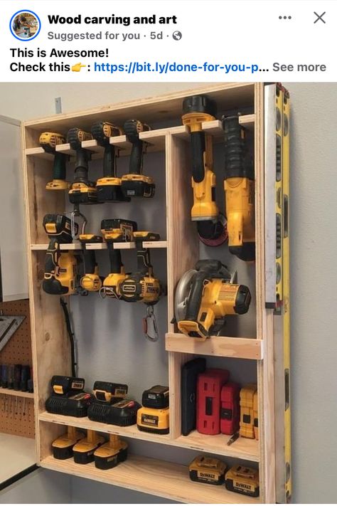 Tre Kunst, Garage Storage Inspiration, Storage Shed Organization, Garage Workshop Organization, Workbench Plans Diy, Power Tool Storage, Garage Organization Diy, Shed Organization, Tool Room