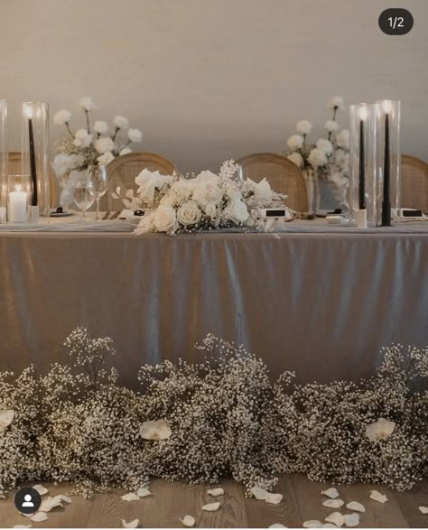 Sweetheart Table Romantic, Gypsophila Top Table Arrangement, Sweethearts Table Backdrop, White Cherry Blossom Tree Wedding, Simple Wedding Isles Decoration Indoor, Sweetheart Table Wedding Babys Breath, Gypsophila Wedding Decoration Table, Babys Breath Wedding Tables, Gypsophila Table Decorations